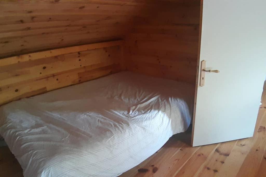 La Cabane Au Fond Du Jardin アルサック エクステリア 写真