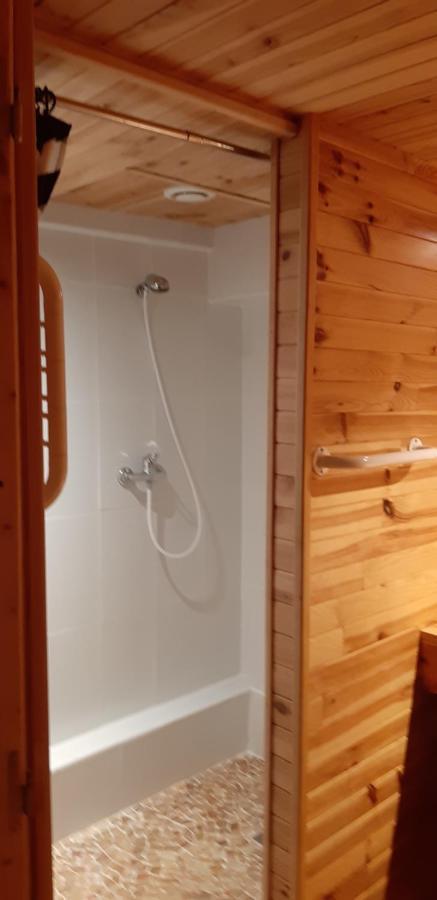 La Cabane Au Fond Du Jardin アルサック エクステリア 写真